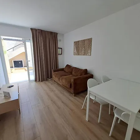 Homeforguest Alisios 1 Con Piscina En Appartement