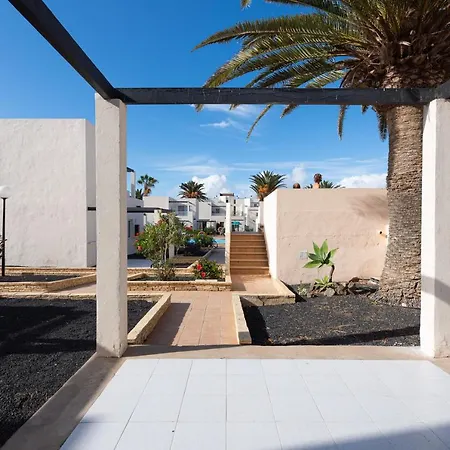 Homeforguest Alisios 1 Con Piscina En 아파트 코라레호