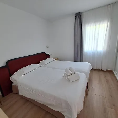 아파트 Homeforguest Alisios 1 Con Piscina En *