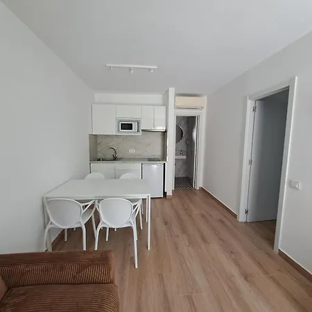 Homeforguest Alisios 1 Con Piscina En * 科拉雷侯